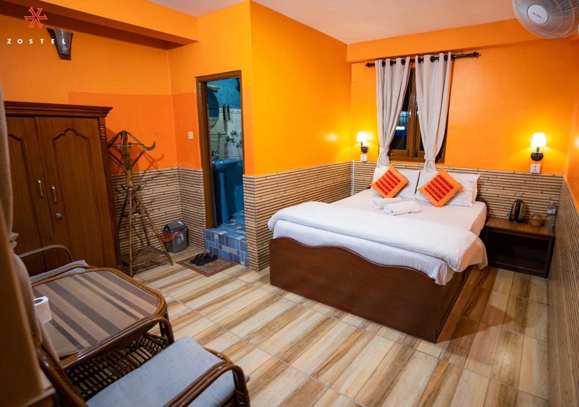 A Pousada Zostel Pokhara Exterior foto