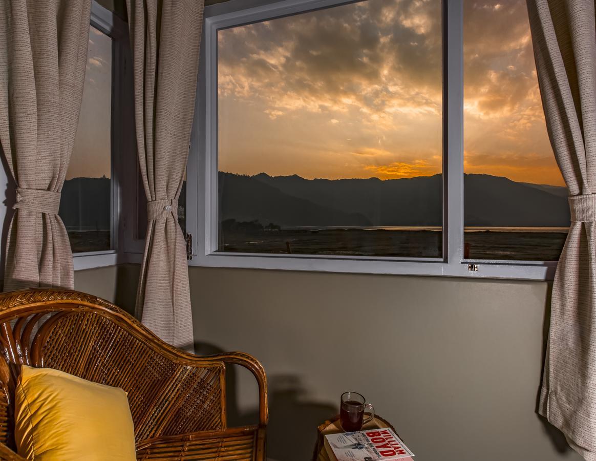 A Pousada Zostel Pokhara Exterior foto