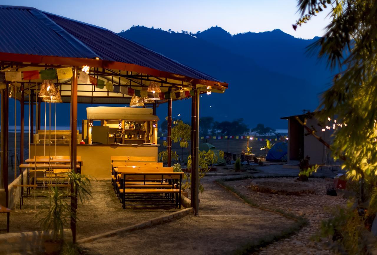 A Pousada Zostel Pokhara Exterior foto