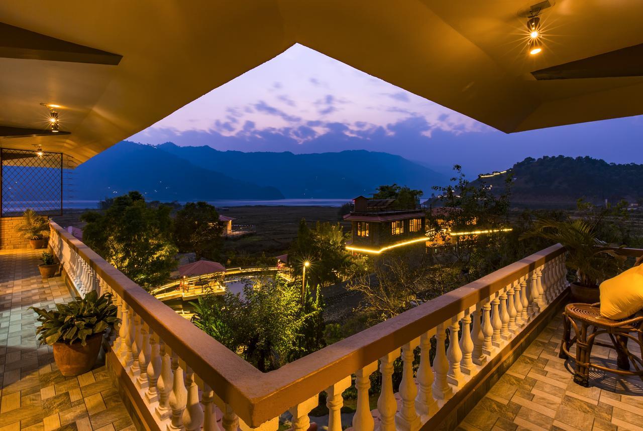 A Pousada Zostel Pokhara Exterior foto