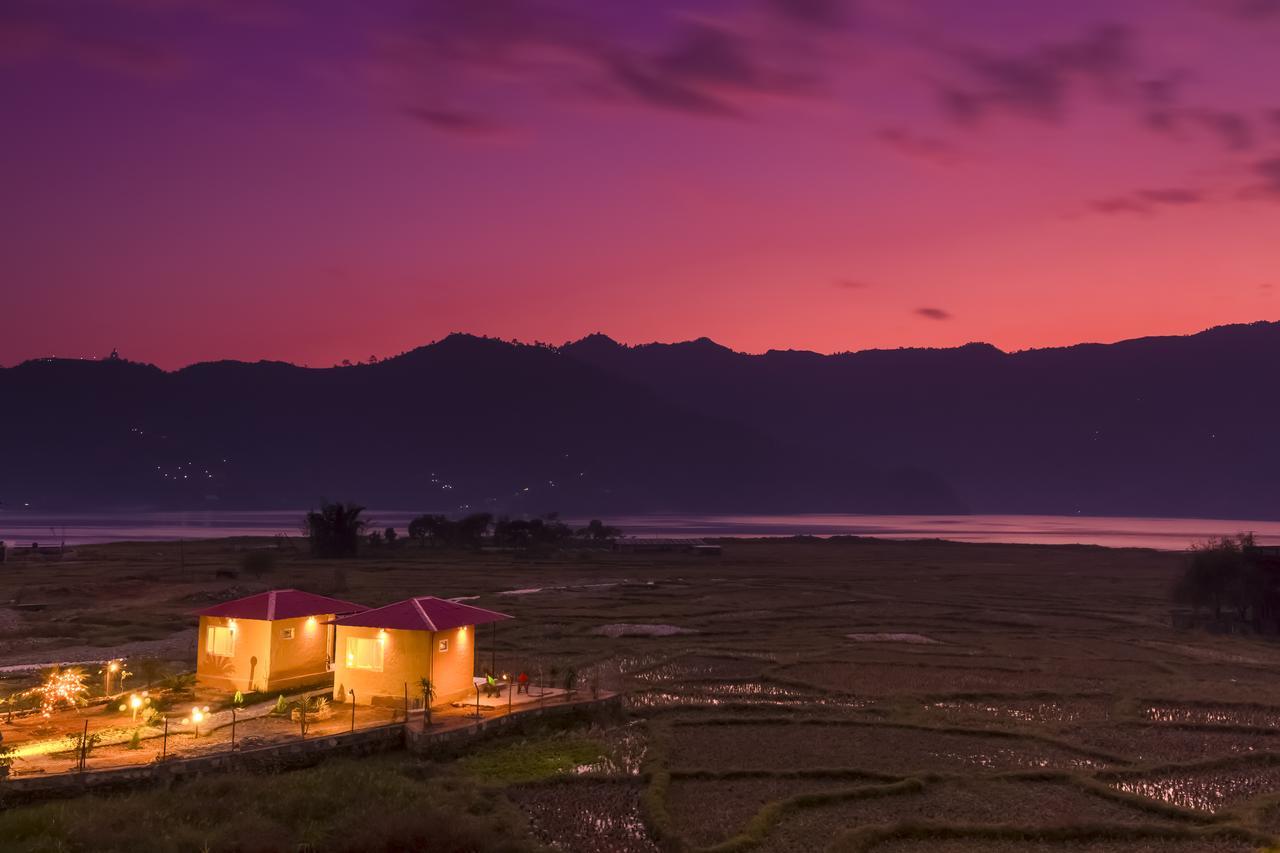 A Pousada Zostel Pokhara Exterior foto