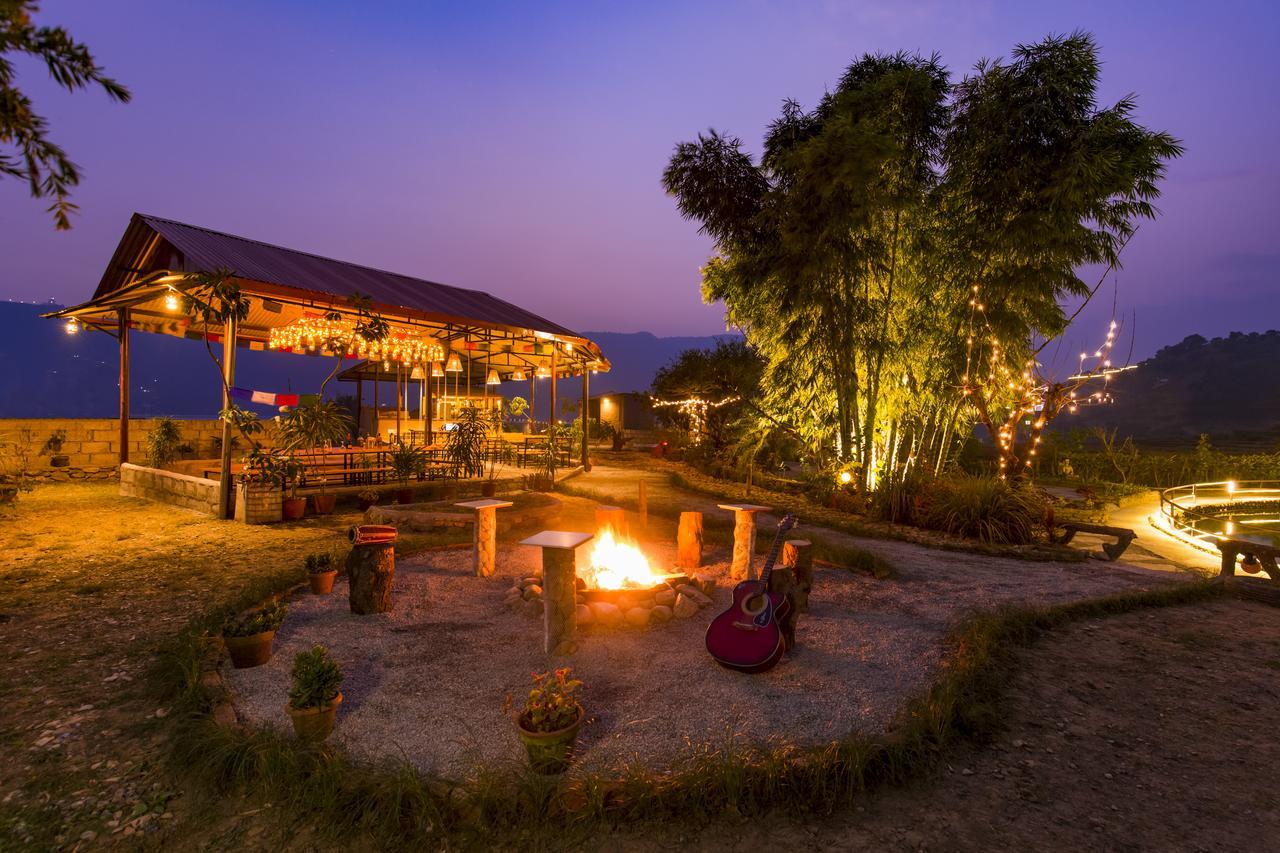 A Pousada Zostel Pokhara Exterior foto