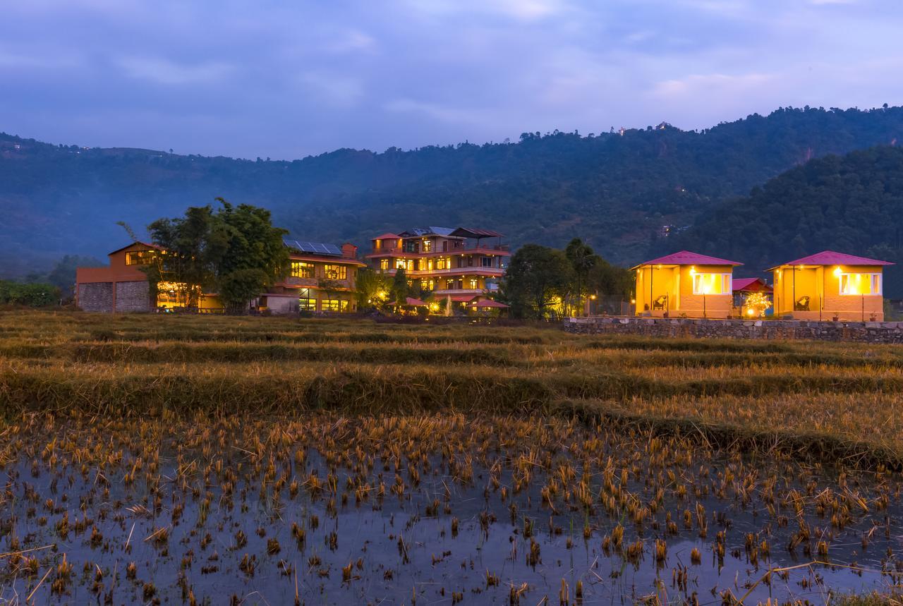 A Pousada Zostel Pokhara Exterior foto