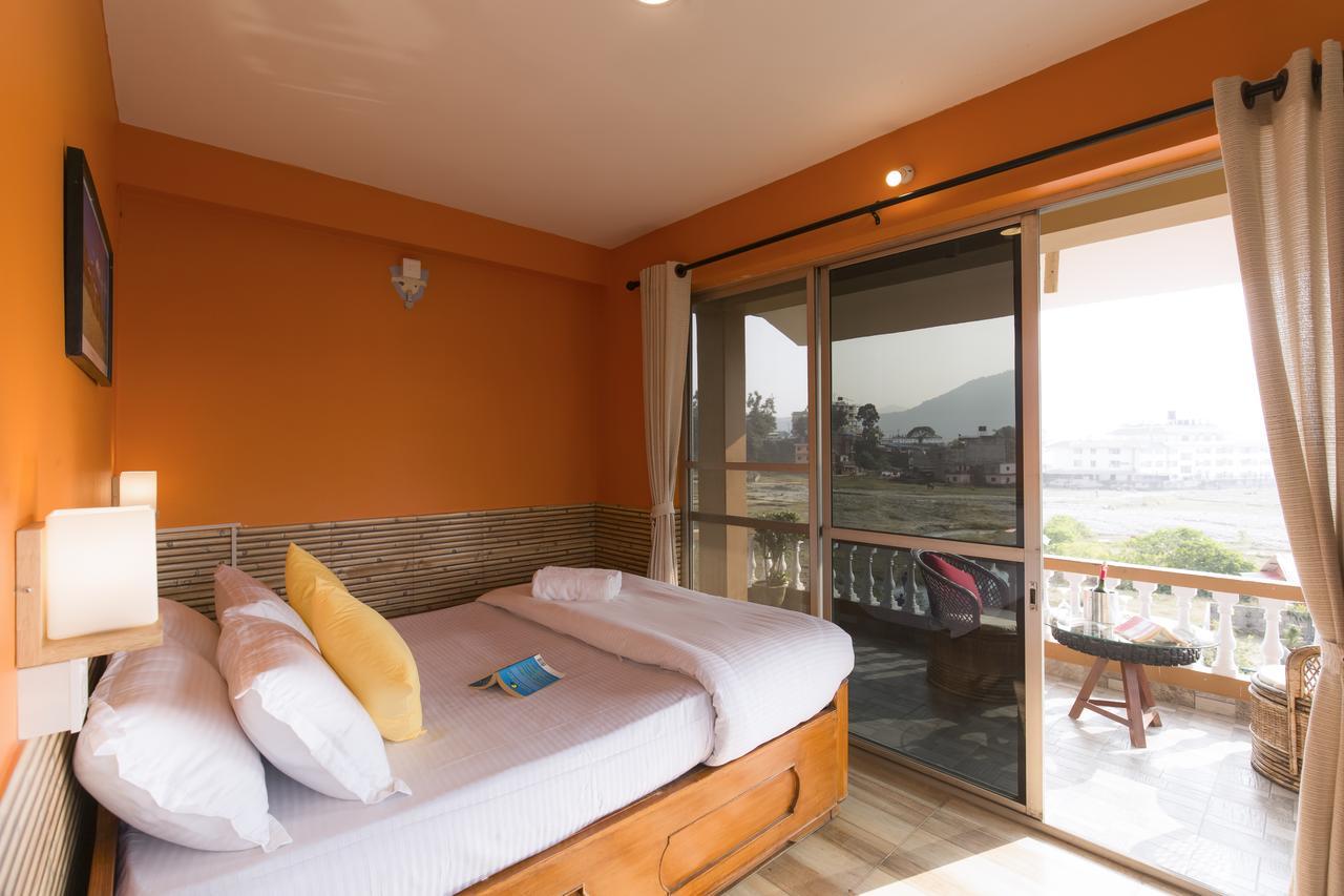 A Pousada Zostel Pokhara Exterior foto